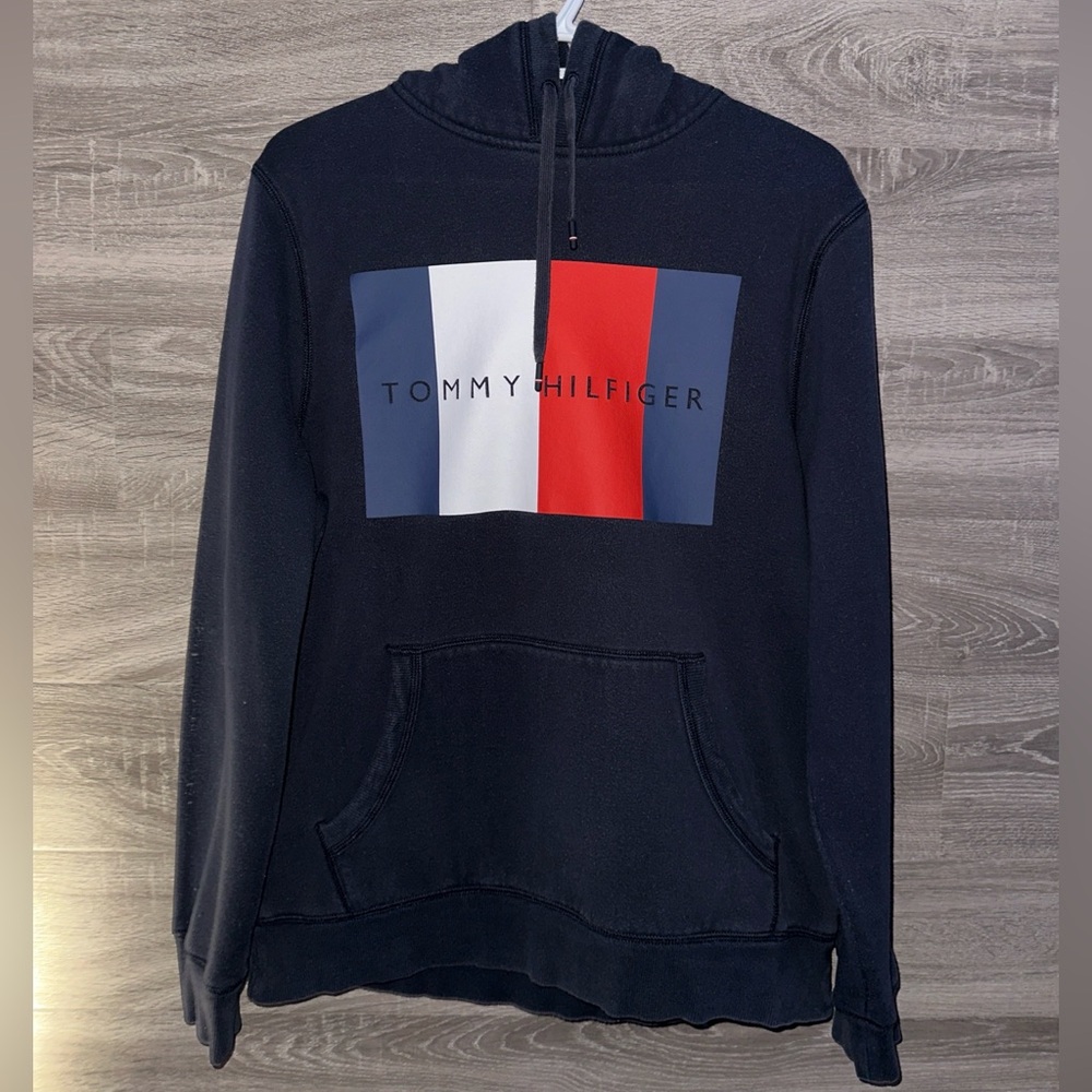 Tommy Hilfiger Logo Hoodie – Navy